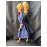 VINTAGE PONYTAIL BARBIE WITH OUTFIT