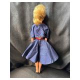 VINTAGE PONYTAIL BARBIE WITH OUTFIT