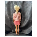 VINTAGE UNEEDA WENDY PONYTAIL FASHION DOLL PLATINUM BLONDE