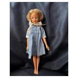 VINTAGE TAMMY DOLL WITH DRESS 10"