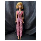 VINTAGE MIDGE BARBIE WITH OUTFIT