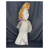 VINTAGE 1966 BLONDE BARBIE WITH BENDABLE LEGS