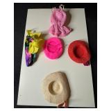 LOT OF FIVE CLOTHING ITEMS