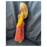 1966 BLONDE BARBIE WITH BENDABLE LEGS AND OUTFIT