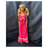 1966 BLONDE BARBIE WITH BENDABLE LEGS AND OUTFIT
