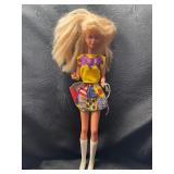1988 JAZZIE TEEN LOOKS WORKOUT BARBIE WITH OUTFIT AND BENDABLE LEGS