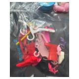 MIXED LOT OF DOLL ACCESSORIES