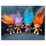 LOT OF TROLL DOLLS
