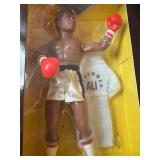 STARTING LINEUP 97 TIMELESS LEGENDS MUHAMMAD ALI DOLL NEW IN PACKAGE