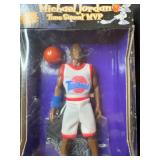 ALL GALAXY COLLECTION MICHAEL JORDAN TUNE SQUAD MVP SPACE JAM DOLL NEW IN PACKAGE