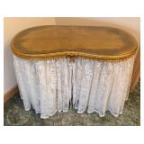 Beautiful Vintage Vanity Table