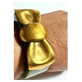 Vintage Apple Green Bakelite Bracelet with Gold Colored Bow