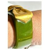 Vintage Apple Green Bakelite Bracelet with Gold Colored Bow
