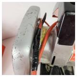 Black & Decker U-131 7 1/4" Circular Saw Corded Extra Blades Metal Case Great Condition