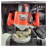 Black & Decker Plunge Router 2 HP RP400 With Case Tested Works Great Condition