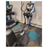 Life Fitness Elliptical Trainer Machine