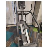 Life Fitness Summit Trainer
