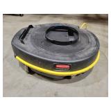 Rubbermaid Custodial Brute Rings (529544) and Brute Vacuum