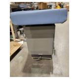 Ritter 100 Exam Table (522930) (Untest/Working Condition Unknown)