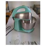 v3 - Hamilton Beach Stand Mixer with Mixing Bowl and Attachments