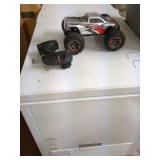 y3 - *Untested Lite Hawk Remote Control Truck with Controllers
