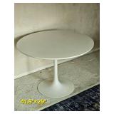 Vintage Saarinen Tulip Styled Table