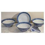 Elegant Japanese Blue Painted Ramen Bowl Set with Spoons - (4)
