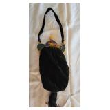 Art Nouveau Velvet Cloche Purse with Arabic Fisherman Frame