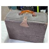 Collection of 3 Vintage Radios - RCA Victor and Crosley - Untested Due to Age