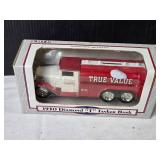 ERTL 1930 Diamond T Tanker Bank - Die-Cast Metal