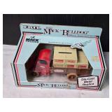 ERTL 1926 Mack Bulldog Die-Cast Delivery Truck with Crates - 1/38 Scale Replica