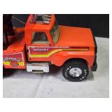 Vintage Nylint Tow Truck with Flag and Working Features