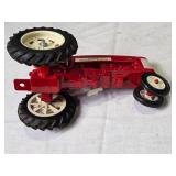 Farmall 350 Model Toy Tractor - Red Diecast