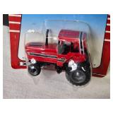 1986 Ertl International Harvester Small Die-Cast Metal Replica Tractor 1:64 Scale