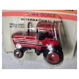 Ertl Die-Cast Tractor 1/64 Scale - International 5088 with Cab