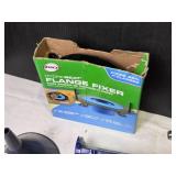 Danco Hydroseat Flange Fixer with Tools - Plumbing Repair Set
