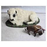 Vintage White Buffalo and Buffalo Figurines Set with Class of 