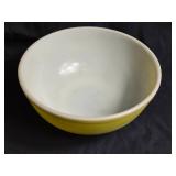 Vintage Pyrex Mixing Bowl Set - Yellow and White Ceramic Bowls