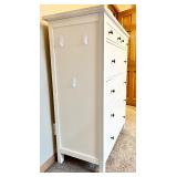 Beautiful White Chest of Drawers