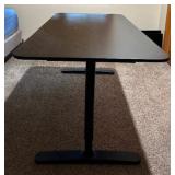 Basic Modern Style Home Desk