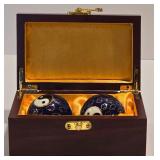 Diverse Vintage Decorative Items