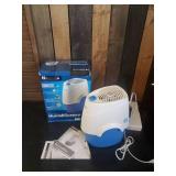 Unused Cool Mist Humidifier Holmes 18 Hour