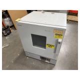 Yamato Constant Temperature Oven DN-63