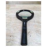 Lot of 4 - Magnifying Glass With Lights