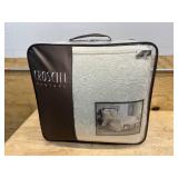 CROSCILL COUTURE Queen Comforter Set (Hepburn)- Ivory