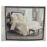 CROSCILL COUTURE Queen Comforter Set (Hepburn)- Ivory