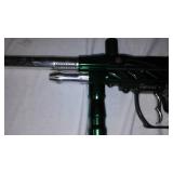 Spyder Imagine Paintball Gun  with Accessories