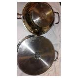 Set of 10 Assorted Cookware Pots and Pans with Lids