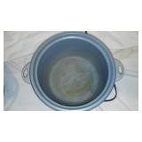 Rival Crockpot and Aroma Rice Cooker