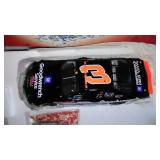 Action 1:24 Dale Earnhardt  #3 2001  GM Goodwrench Service Plus.
